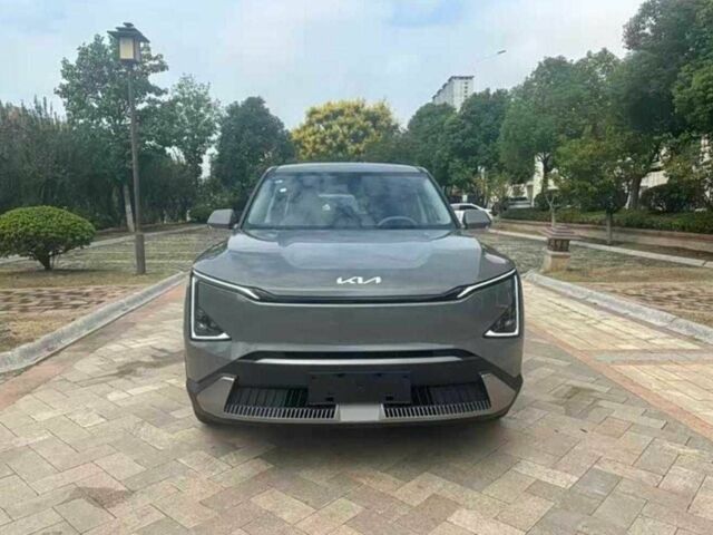 Сірий Кіа Інша, об'ємом двигуна 0 л та пробігом 1 тис. км за 22000 $, фото 1 на Automoto.ua