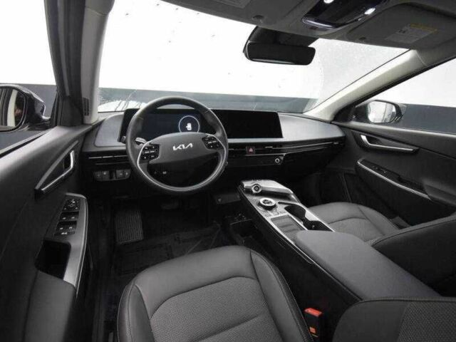 Сірий Кіа Інша, об'ємом двигуна 0 л та пробігом 8 тис. км за 10000 $, фото 8 на Automoto.ua