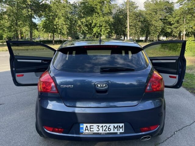 Синий Киа Другая, объемом двигателя 1.4 л и пробегом 336 тыс. км за 4700 $, фото 2 на Automoto.ua