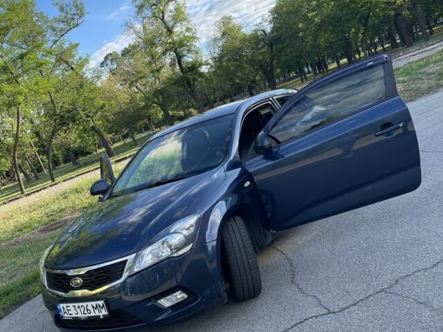 Синий Киа Другая, объемом двигателя 1.4 л и пробегом 336 тыс. км за 4700 $, фото 4 на Automoto.ua