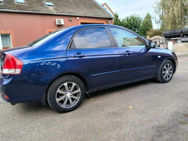 Синий Киа Другая, объемом двигателя 1.6 л и пробегом 269 тыс. км за 5100 $, фото 13 на Automoto.ua