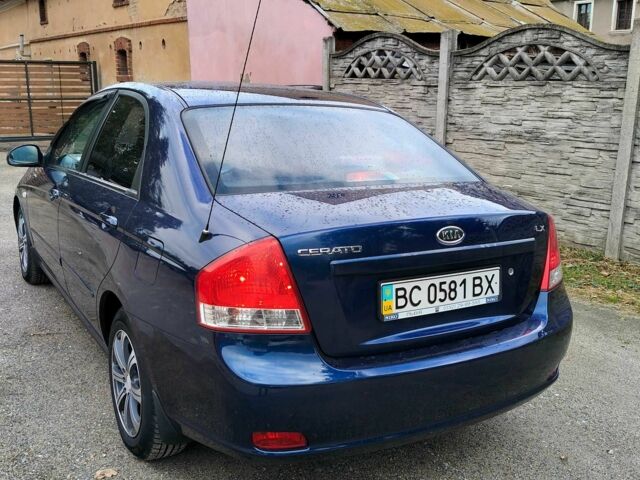 Синий Киа Другая, объемом двигателя 1.6 л и пробегом 269 тыс. км за 5100 $, фото 10 на Automoto.ua