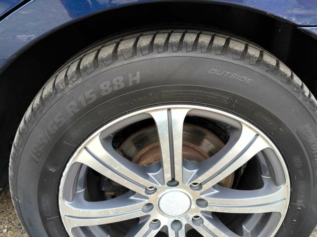 Синий Киа Другая, объемом двигателя 1.6 л и пробегом 269 тыс. км за 5100 $, фото 9 на Automoto.ua