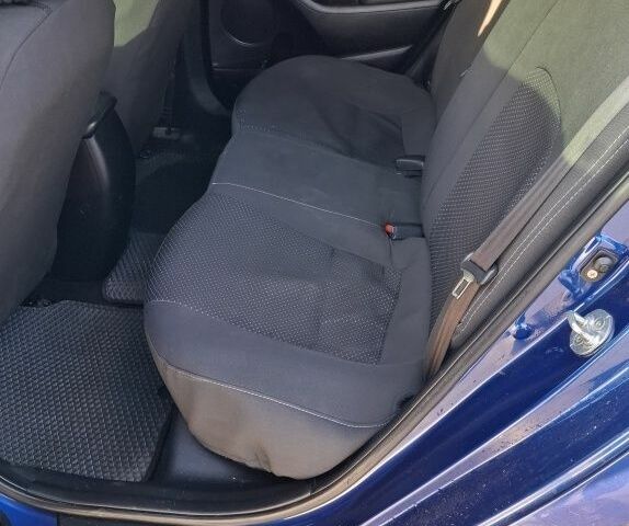 Синий Киа Другая, объемом двигателя 2 л и пробегом 157 тыс. км за 8400 $, фото 6 на Automoto.ua