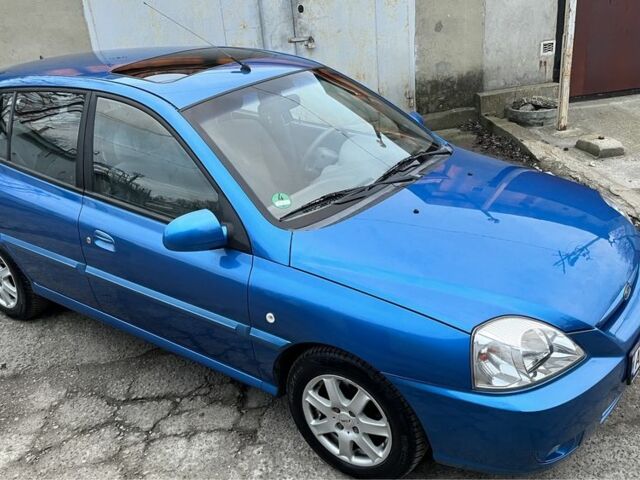 Синий Киа Другая, объемом двигателя 1.5 л и пробегом 167 тыс. км за 4700 $, фото 2 на Automoto.ua