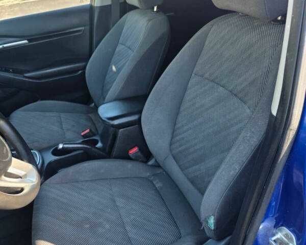 Киа Другая 2021 в Тернополе на Automoto.ua Синий Киа Другая, объемом двигателя 2 л и пробегом 35 тыс. км за 4400 $, фото 2 на Automoto.ua