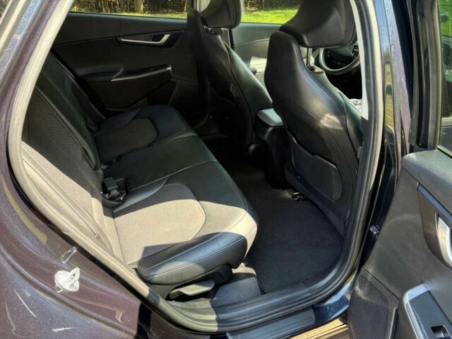 Синій Кіа Інша, об'ємом двигуна 0 л та пробігом 25 тис. км за 28000 $, фото 9 на Automoto.ua