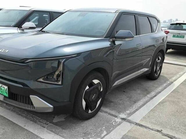 Синий Киа Другая, объемом двигателя 0 л и пробегом 1 тыс. км за 23000 $, фото 2 на Automoto.ua