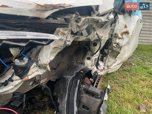 Білий Кіа Форте, об'ємом двигуна 1.6 л та пробігом 127 тис. км за 2500 $, фото 3 на Automoto.ua