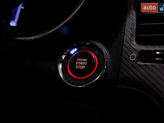 Белый Киа Форте, объемом двигателя 1.59 л и пробегом 90 тыс. км за 12500 $, фото 24 на Automoto.ua