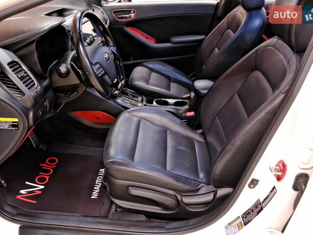 Белый Киа Форте, объемом двигателя 1.59 л и пробегом 90 тыс. км за 12500 $, фото 28 на Automoto.ua