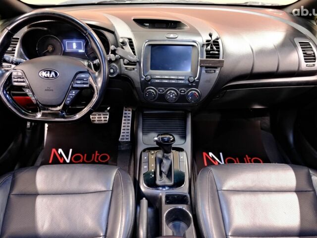 Белый Киа Форте, объемом двигателя 1.6 л и пробегом 90 тыс. км за 12500 $, фото 6 на Automoto.ua