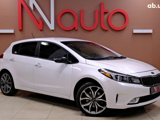 Белый Киа Форте, объемом двигателя 1.6 л и пробегом 90 тыс. км за 12500 $, фото 3 на Automoto.ua