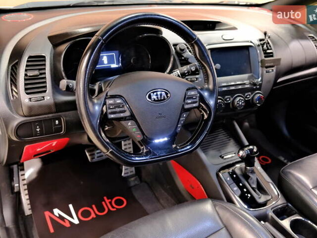 Белый Киа Форте, объемом двигателя 1.59 л и пробегом 90 тыс. км за 12500 $, фото 29 на Automoto.ua