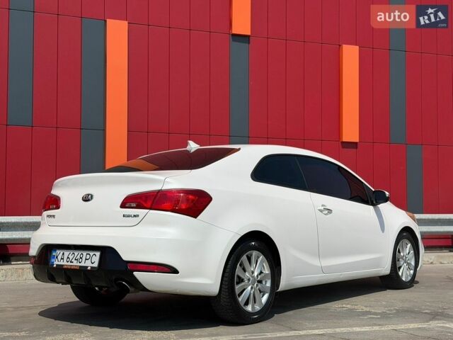 Белый Киа Форте, объемом двигателя 2 л и пробегом 30 тыс. км за 9900 $, фото 9 на Automoto.ua