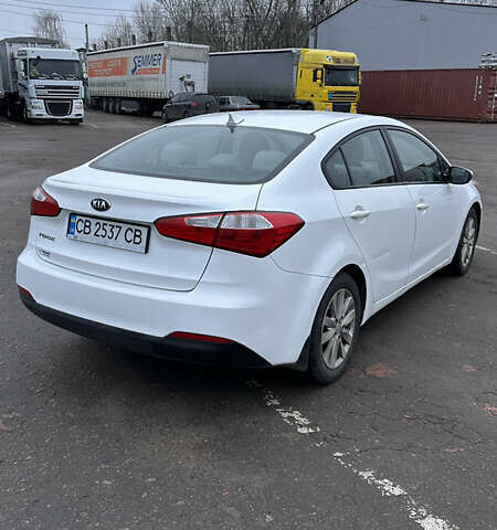 Белый Киа Форте, объемом двигателя 1.8 л и пробегом 164 тыс. км за 8000 $, фото 5 на Automoto.ua