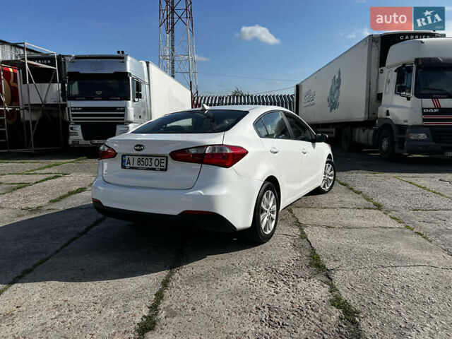 Белый Киа Форте, объемом двигателя 1.8 л и пробегом 220 тыс. км за 6989 $, фото 4 на Automoto.ua