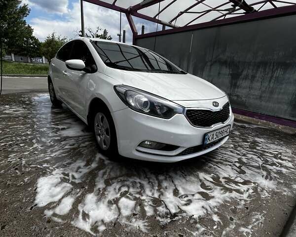 Белый Киа Форте, объемом двигателя 1.8 л и пробегом 178 тыс. км за 8300 $, фото 27 на Automoto.ua