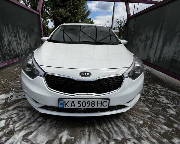 Белый Киа Форте, объемом двигателя 1.8 л и пробегом 178 тыс. км за 8300 $, фото 1 на Automoto.ua