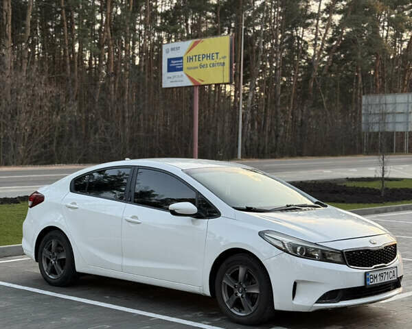 Белый Киа Форте, объемом двигателя 2 л и пробегом 72 тыс. км за 12400 $, фото 2 на Automoto.ua