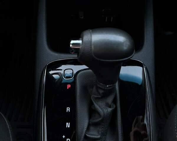 Белый Киа Форте, объемом двигателя 2 л и пробегом 72 тыс. км за 12400 $, фото 11 на Automoto.ua