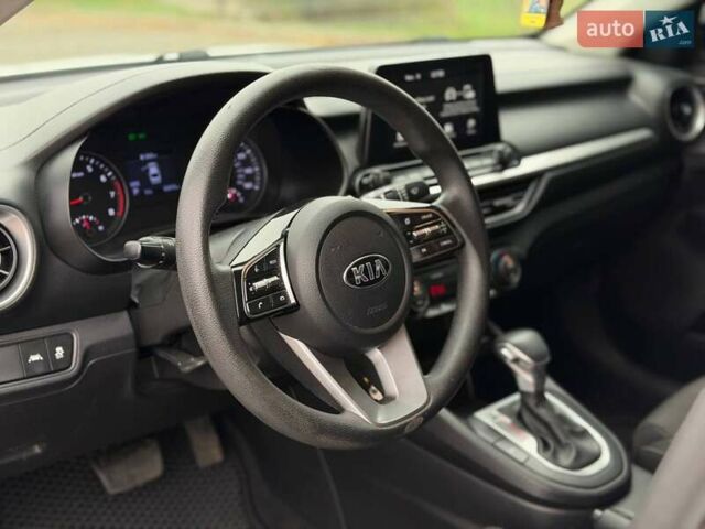 Белый Киа Форте, объемом двигателя 2 л и пробегом 128 тыс. км за 13500 $, фото 40 на Automoto.ua