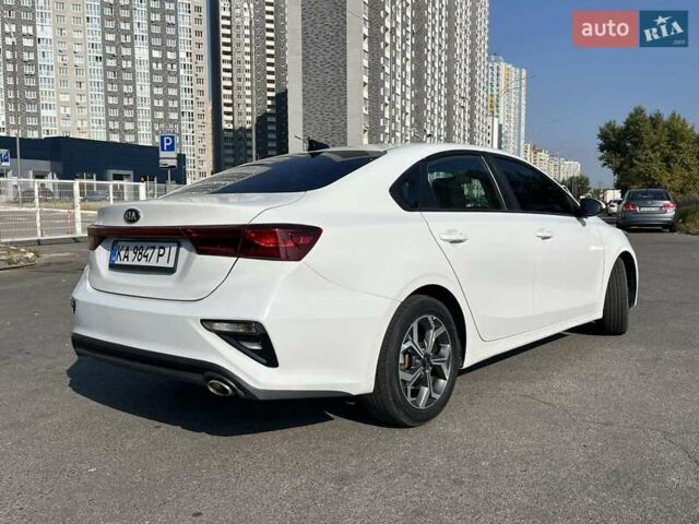 Белый Киа Форте, объемом двигателя 2 л и пробегом 57 тыс. км за 15800 $, фото 3 на Automoto.ua