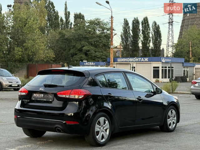 Черный Киа Форте, объемом двигателя 2 л и пробегом 67 тыс. км за 11300 $, фото 2 на Automoto.ua
