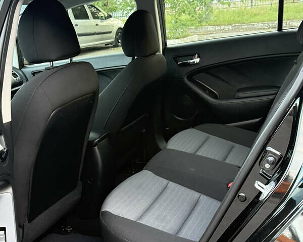 Черный Киа Форте, объемом двигателя 2 л и пробегом 67 тыс. км за 11300 $, фото 14 на Automoto.ua