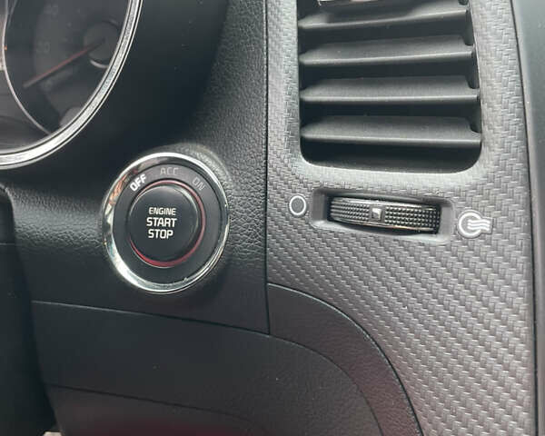 Черный Киа Форте, объемом двигателя 1.6 л и пробегом 150 тыс. км за 9777 $, фото 11 на Automoto.ua