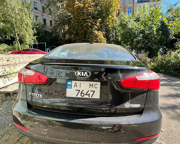 Чорний Кіа Форте, об'ємом двигуна 1.8 л та пробігом 140 тис. км за 8800 $, фото 12 на Automoto.ua