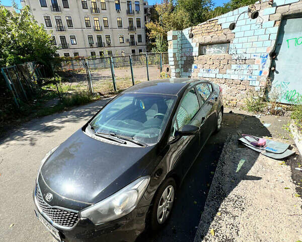 Чорний Кіа Форте, об'ємом двигуна 1.8 л та пробігом 140 тис. км за 8800 $, фото 10 на Automoto.ua