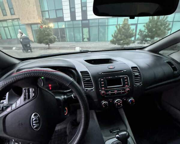 Чорний Кіа Форте, об'ємом двигуна 1.8 л та пробігом 173 тис. км за 8200 $, фото 14 на Automoto.ua