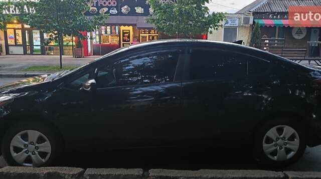 Чорний Кіа Форте, об'ємом двигуна 2 л та пробігом 150 тис. км за 8300 $, фото 3 на Automoto.ua