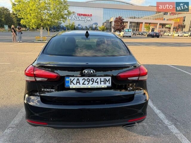 Черный Киа Форте, объемом двигателя 2 л и пробегом 80 тыс. км за 9600 $, фото 5 на Automoto.ua