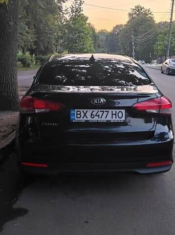Чорний Кіа Форте, об'ємом двигуна 2 л та пробігом 150 тис. км за 8300 $, фото 5 на Automoto.ua