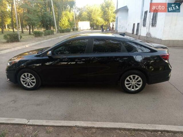Черный Киа Форте, объемом двигателя 2 л и пробегом 130 тыс. км за 12100 $, фото 9 на Automoto.ua