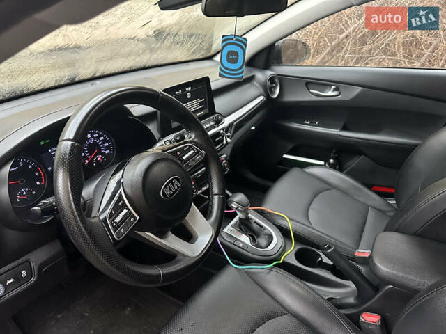 Чорний Кіа Форте, об'ємом двигуна 2 л та пробігом 138 тис. км за 11600 $, фото 13 на Automoto.ua