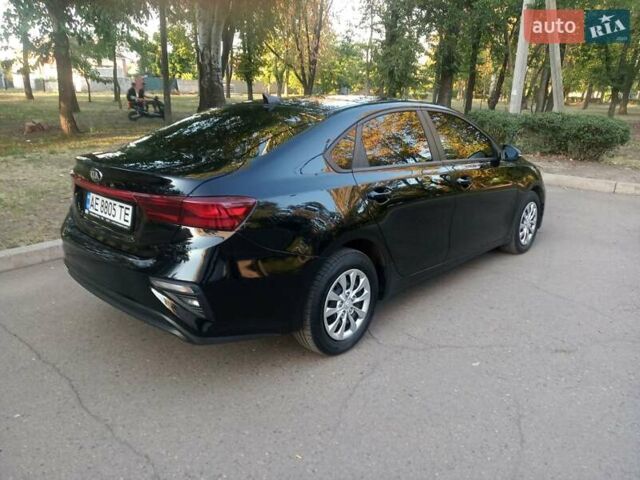 Черный Киа Форте, объемом двигателя 2 л и пробегом 130 тыс. км за 12100 $, фото 8 на Automoto.ua