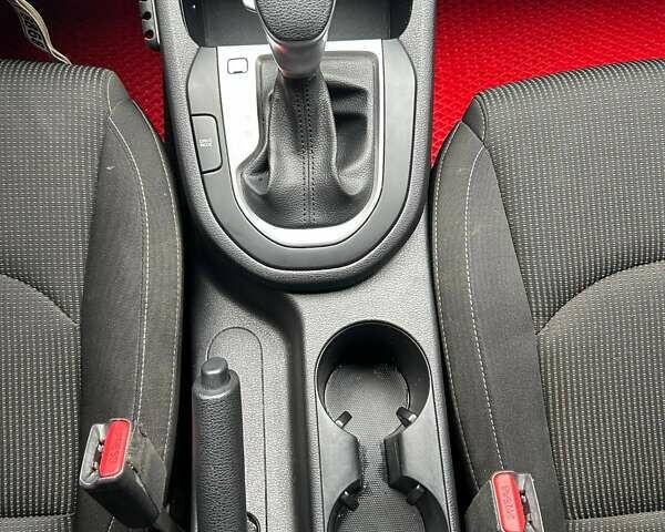 Чорний Кіа Форте, об'ємом двигуна 2 л та пробігом 83 тис. км за 15300 $, фото 14 на Automoto.ua