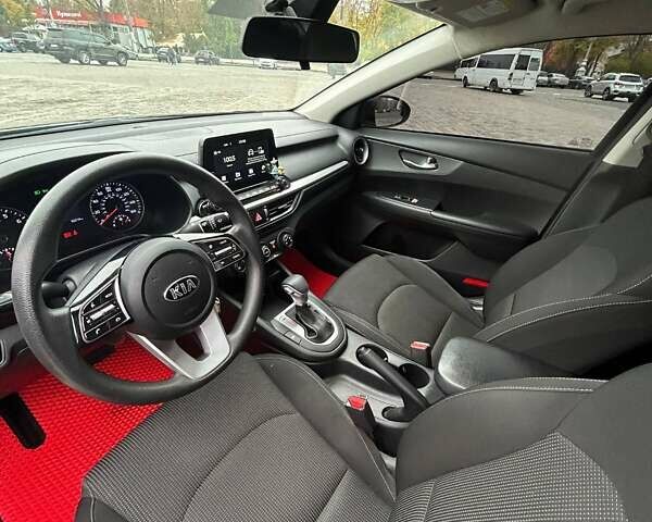 Чорний Кіа Форте, об'ємом двигуна 2 л та пробігом 83 тис. км за 15300 $, фото 20 на Automoto.ua