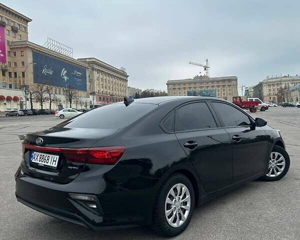 Чорний Кіа Форте, об'ємом двигуна 2 л та пробігом 83 тис. км за 15300 $, фото 3 на Automoto.ua