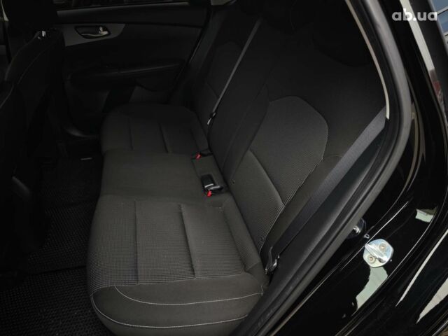 Черный Киа Форте, объемом двигателя 2 л и пробегом 84 тыс. км за 14690 $, фото 12 на Automoto.ua