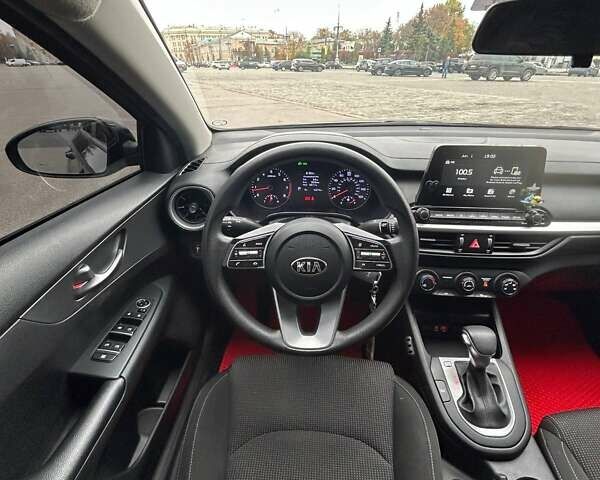 Чорний Кіа Форте, об'ємом двигуна 2 л та пробігом 83 тис. км за 15300 $, фото 13 на Automoto.ua