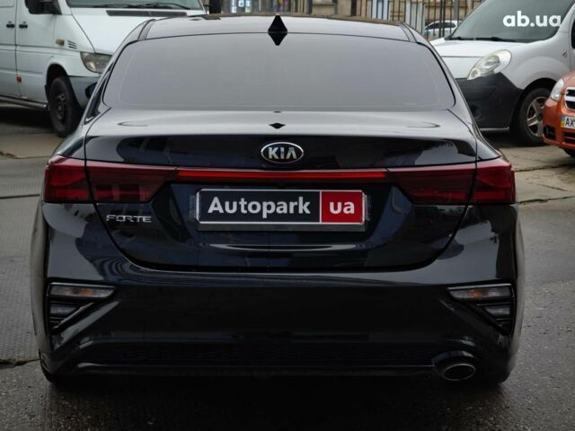 Черный Киа Форте, объемом двигателя 2 л и пробегом 84 тыс. км за 14690 $, фото 8 на Automoto.ua