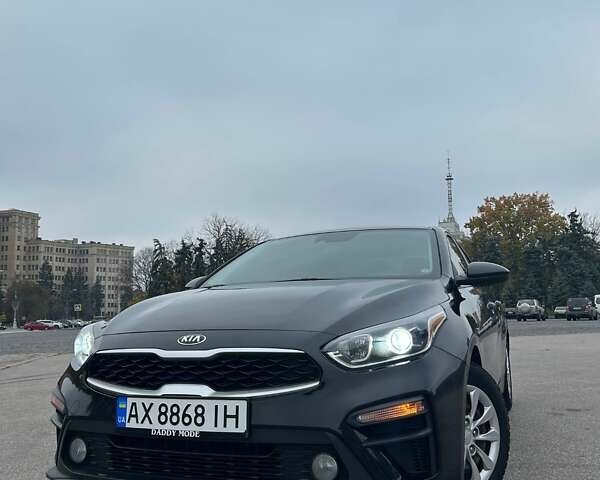 Чорний Кіа Форте, об'ємом двигуна 2 л та пробігом 83 тис. км за 15300 $, фото 2 на Automoto.ua