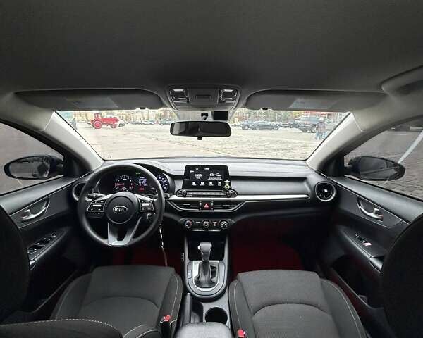 Чорний Кіа Форте, об'ємом двигуна 2 л та пробігом 83 тис. км за 15300 $, фото 11 на Automoto.ua