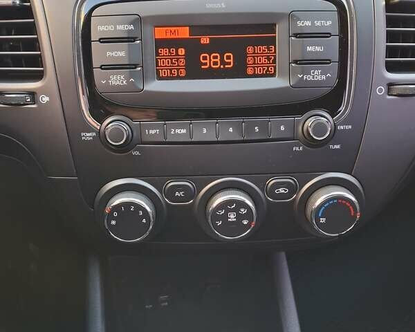 Коричневый Киа Форте, объемом двигателя 2 л и пробегом 242 тыс. км за 10000 $, фото 2 на Automoto.ua