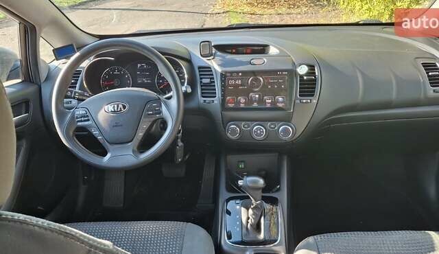 Коричневый Киа Форте, объемом двигателя 2 л и пробегом 46 тыс. км за 13000 $, фото 4 на Automoto.ua