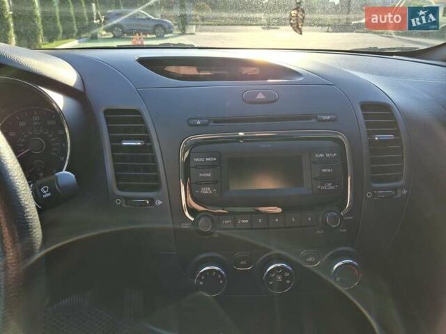 Коричневый Киа Форте, объемом двигателя 2 л и пробегом 242 тыс. км за 10000 $, фото 8 на Automoto.ua